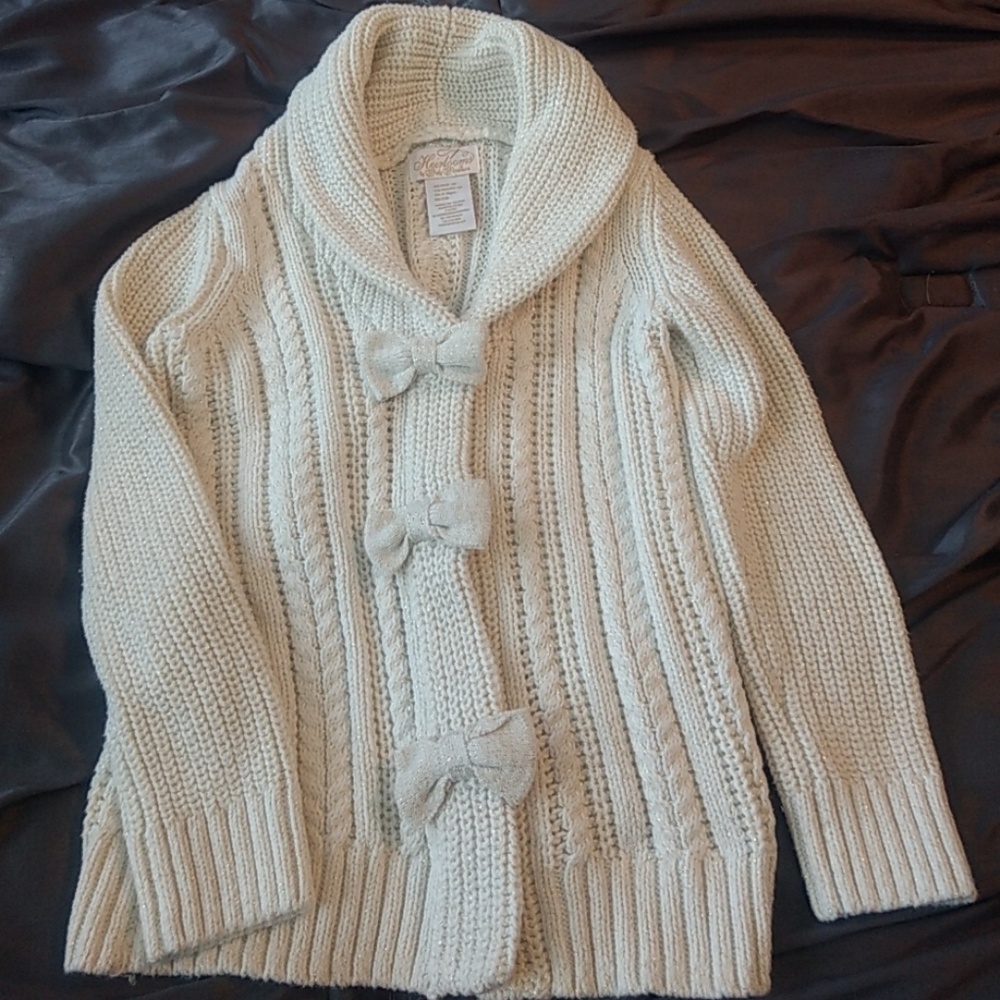 Heirlooms sweater by Polly Flinders